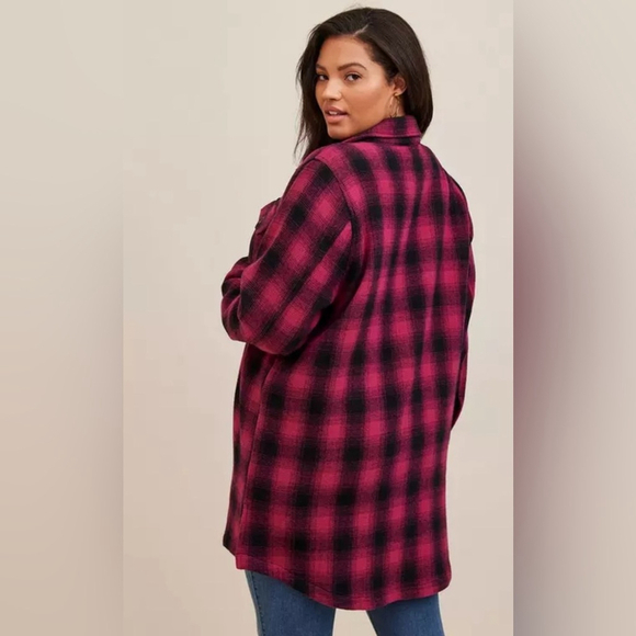 Torrid Cotton Midi Shacket Plaid Black and Pink Lumberjack Chic Casual - Picture 2 of 14